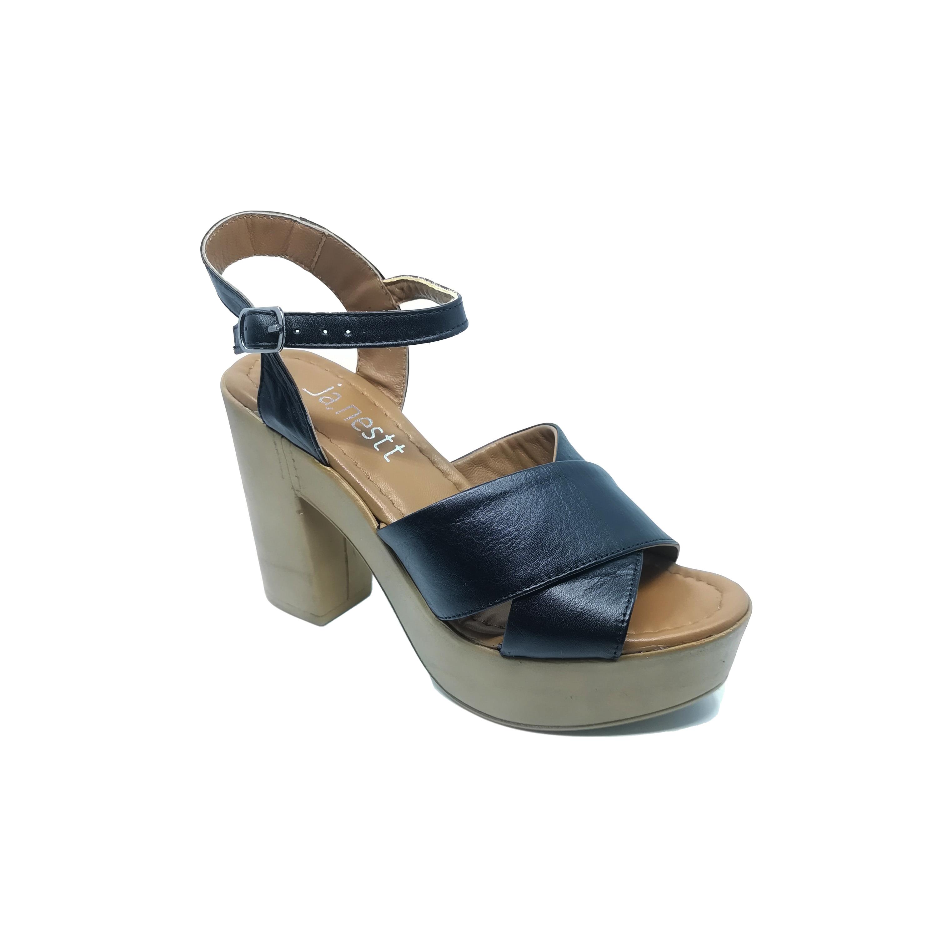 Женские комфортные сандалии Janestt из натуральной мягкой кожи 145-06-V71
Женские комфортные сандалии Janestt из натуральной мягкой кожи 145-06-V71