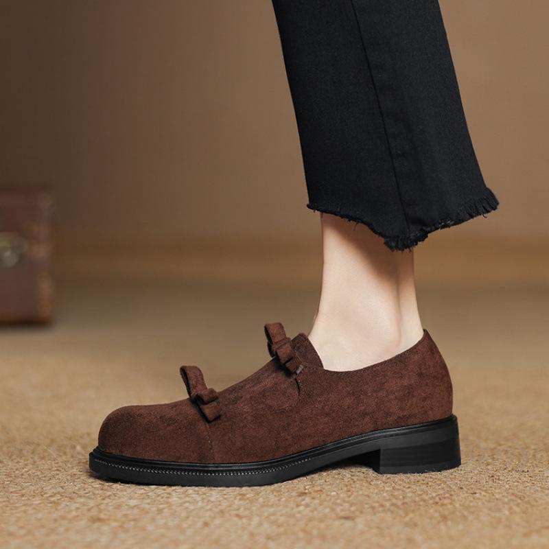 Новые удобные женские туфли-лодочки с круглым носком, закрывающие стопу, на низком каблуке, с открытым верхом, большого размера, на мягкой подошве, коричневые, для ношения в любое время года, модные, из маленькой кожи 39 коричневый
Новые удобные женские туфли-лодочки с круглым носком, закрывающие стопу, на низком каблуке, с открытым верхом, большого размера, на мягкой подошве, коричневые, для ношения в любое время года, модные, из маленькой кожи 39 коричневый