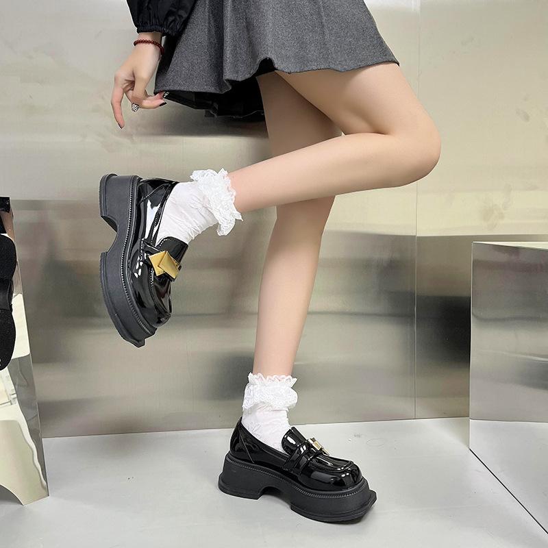 British style platform small leather shoes women s spring and summer French Mary Jane single shoes new casual one-pedal muffin loafers 35
British style platform small leather shoes women s spring and summer French Mary Jane single shoes new casual one-pedal muffin loafers 35
