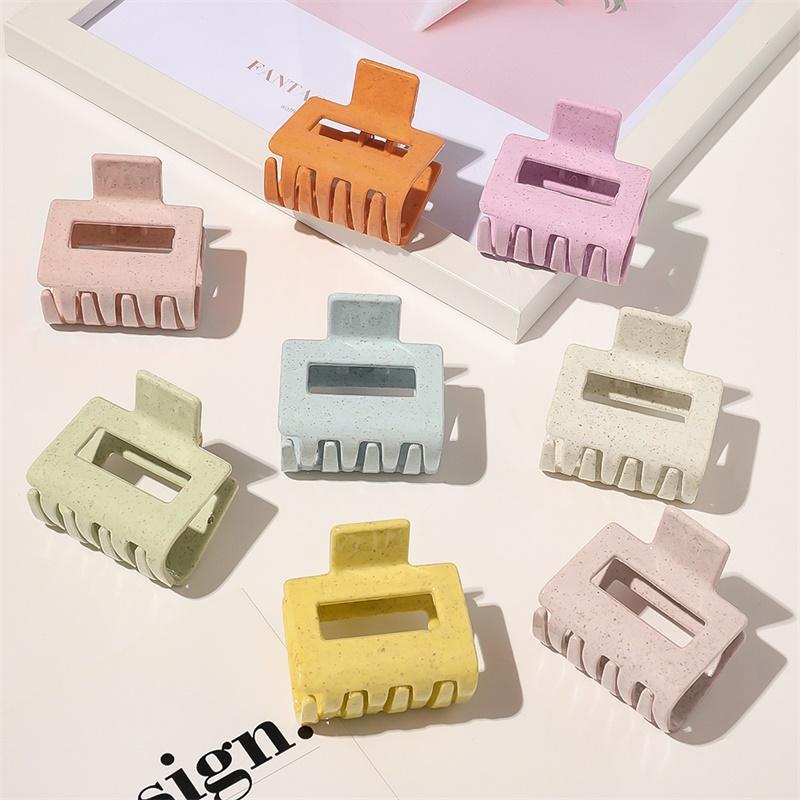 Korean Hair Clips for Hair Women Hair Clip Simple Square Hollow Claw Clip Girls Hair Clip Crab for Hair Vintage Hair Accessories
Korean Hair Clips for Hair Women Hair Clip Simple Square Hollow Claw Clip Girls Hair Clip Crab for Hair Vintage Hair Accessories