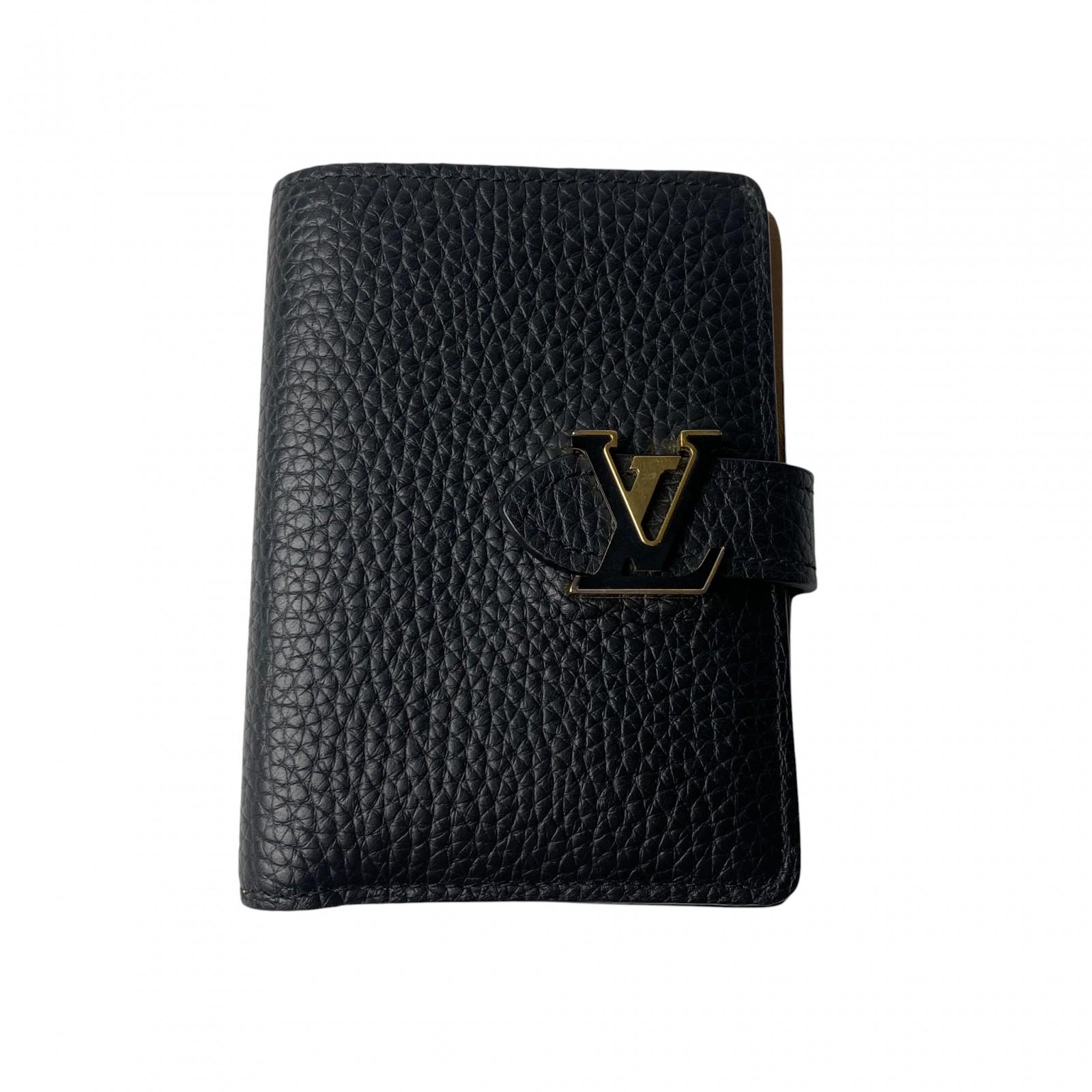 Used LOUIS VUITTONBifold Wallet black/beige leather Women
Used LOUIS VUITTONBifold Wallet black/beige leather Women