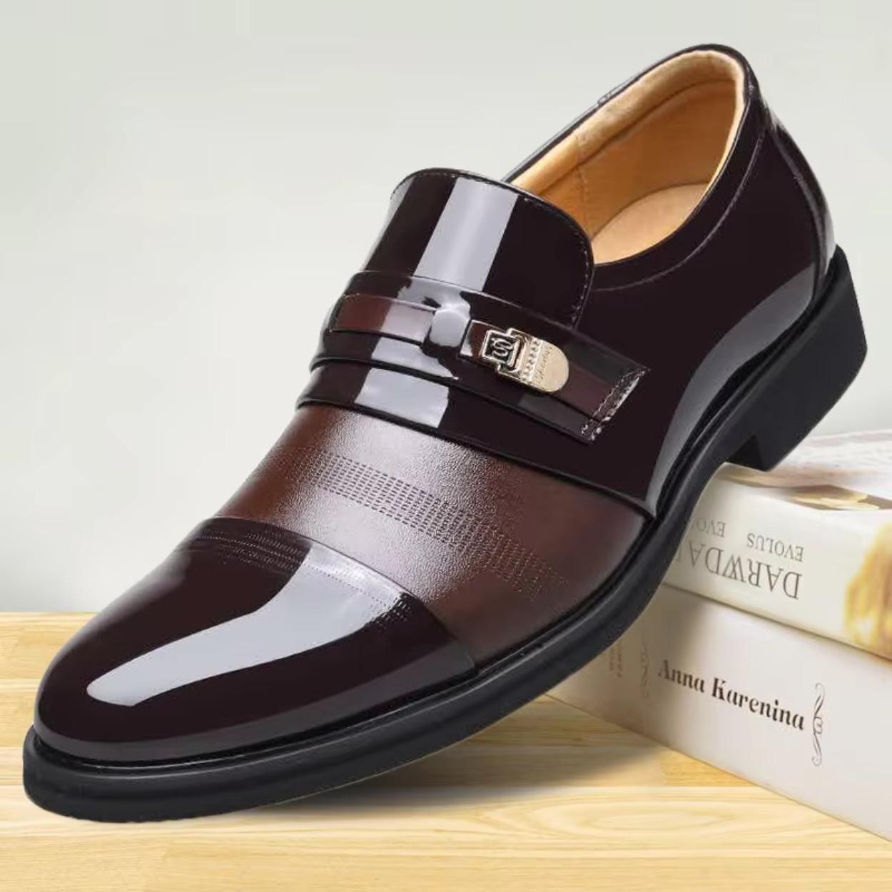 2024 Leisure Breathable Work Footwear Durable Soft Sole Leather Shoes Men s Formal Business Leather Shoes 41 чорний 
2024 Leisure Breathable Work Footwear Durable Soft Sole Leather Shoes Men s Formal Business Leather Shoes 41 чорний