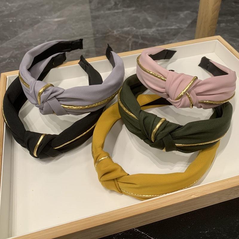 Корейская повязка для волос в Пномпене, женская повязка для волос с узлом, широкий край, высокая черепная верхняя часть, пучок волос, простая открытка для волос, повязка на голову для мытья лица
Корейская повязка для волос в Пномпене, женская повязка для волос с узлом, широкий край, высокая черепная верхняя часть, пучок волос, простая открытка для волос, повязка на голову для мытья лица