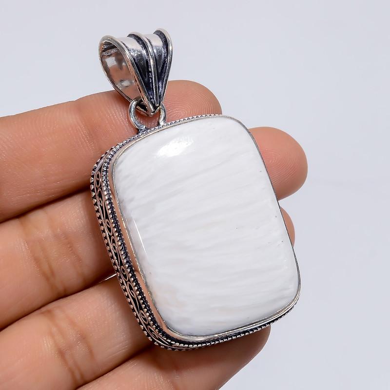 Beautiful Top Grade Qualite 100% Natural White Scolecite Radiant Shape Vintage Handmade Jewelry 925 Steling Silver Pendant 2.1 WSJ-4803 2.1
Beautiful Top Grade Qualite 100% Natural White Scolecite Radiant Shape Vintage Handmade Jewelry 925 Steling Silver Pendant 2.1 WSJ-4803 2.1