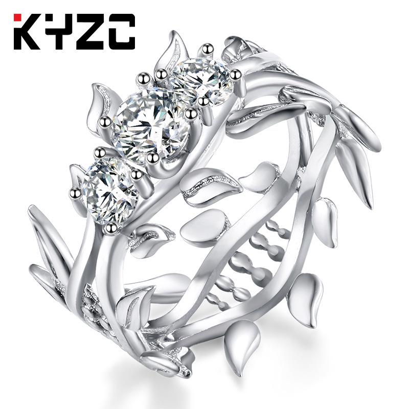 Accessories, Line Flow Flower Ring Female no. 9
Accessories, Line Flow Flower Ring Female no. 9