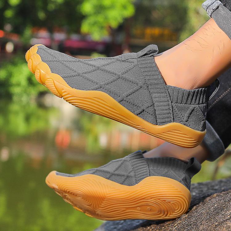 Мужская легкая уличная обувь из Flyknit с широким носком: Пеший туризм, Бег трусцой, Велоспорт, Туризм, Мягкая подошва, Дизайн «босоногой обуви» 39
Мужская легкая уличная обувь из Flyknit с широким носком: Пеший туризм, Бег трусцой, Велоспорт, Туризм, Мягкая подошва, Дизайн «босоногой обуви» 39