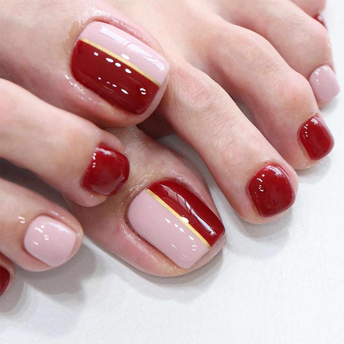 Color matching wine red powder wearing manicure fake nail manicure patch foot nail patch toenail patch removable foot nail
Color matching wine red powder wearing manicure fake nail manicure patch foot nail patch toenail patch removable foot nail
