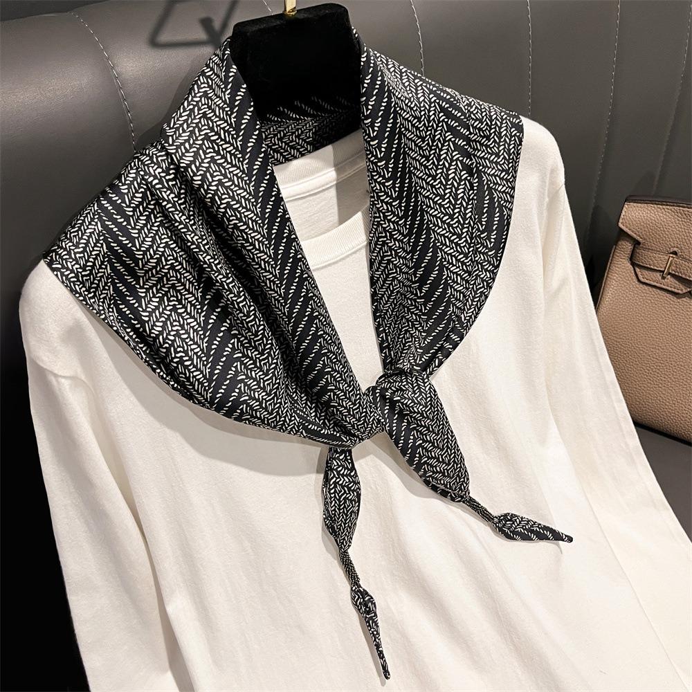 Imitation Silk Cashew Floral Silk Scarf Literary Style Versatile Accessory Women s Waist Scarf Jeans Waist Accessory
Imitation Silk Cashew Floral Silk Scarf Literary Style Versatile Accessory Women s Waist Scarf Jeans Waist Accessory