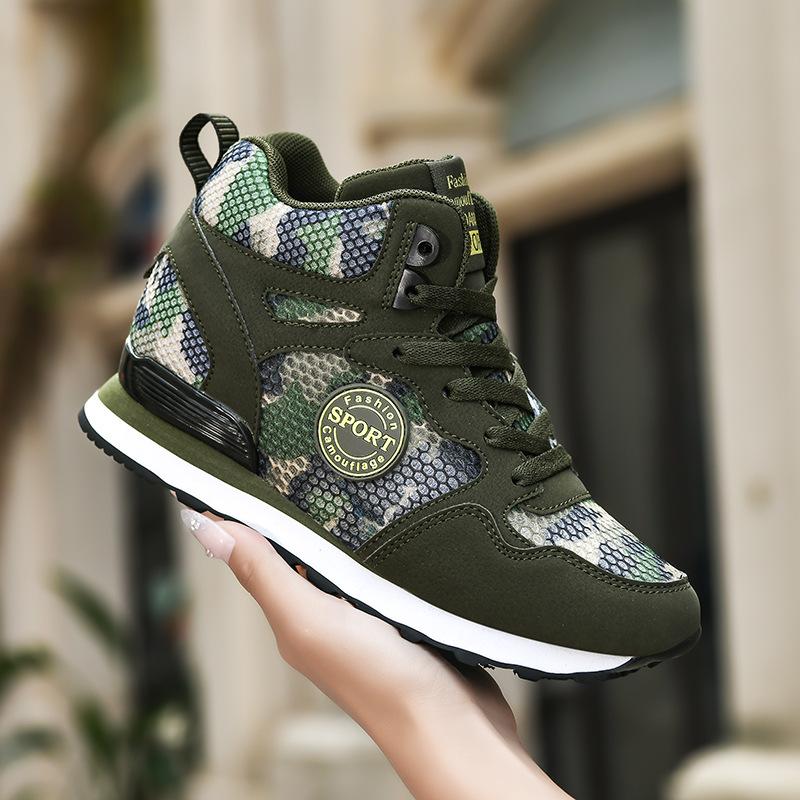 New camouflage fly-woven inner height-increasing sneakers, large-size outdoor running shoes, comfortable women s fitness 35 камуфляжный
New camouflage fly-woven inner height-increasing sneakers, large-size outdoor running shoes, comfortable women s fitness 35 камуфляжный