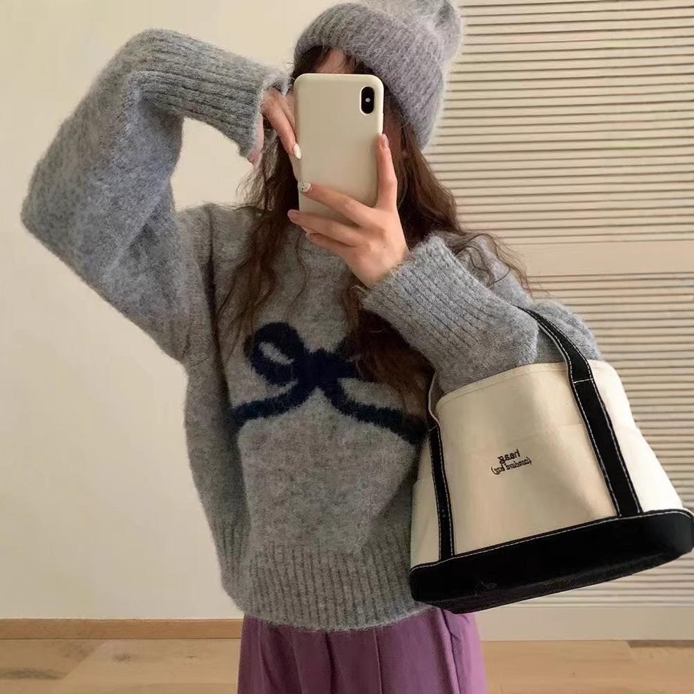 Пуловер с круглым вырезом и бантом для женщин, новый свободный мягкий вязаный свитер-топ для осени и зимы 3XL светло-серый
Пуловер с круглым вырезом и бантом для женщин, новый свободный мягкий вязаный свитер-топ для осени и зимы 3XL светло-серый