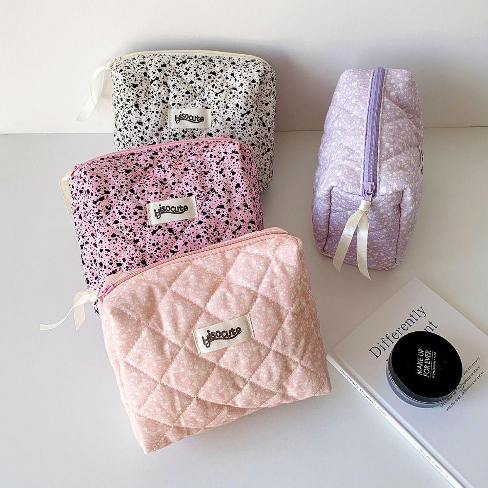 Quilting Cotton Storage Bag Large Capacity Stationery Bag Fashion Makeup Bag Travel темно-фіолетовий колір
Quilting Cotton Storage Bag Large Capacity Stationery Bag Fashion Makeup Bag Travel темно-фіолетовий колір