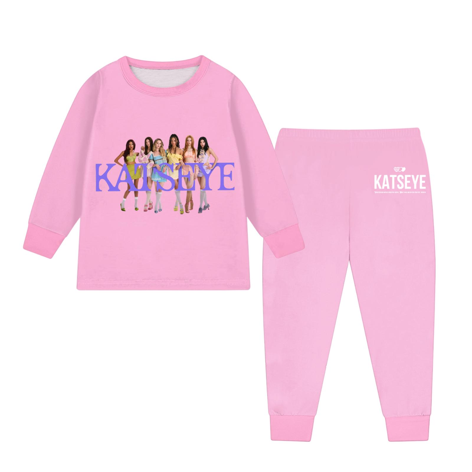 Дитячий модний костюм спідниця топ з круглим вирізом з довгим рукавом штани 140 рожевий
Дитячий модний костюм спідниця топ з круглим вирізом з довгим рукавом штани 140 рожевий