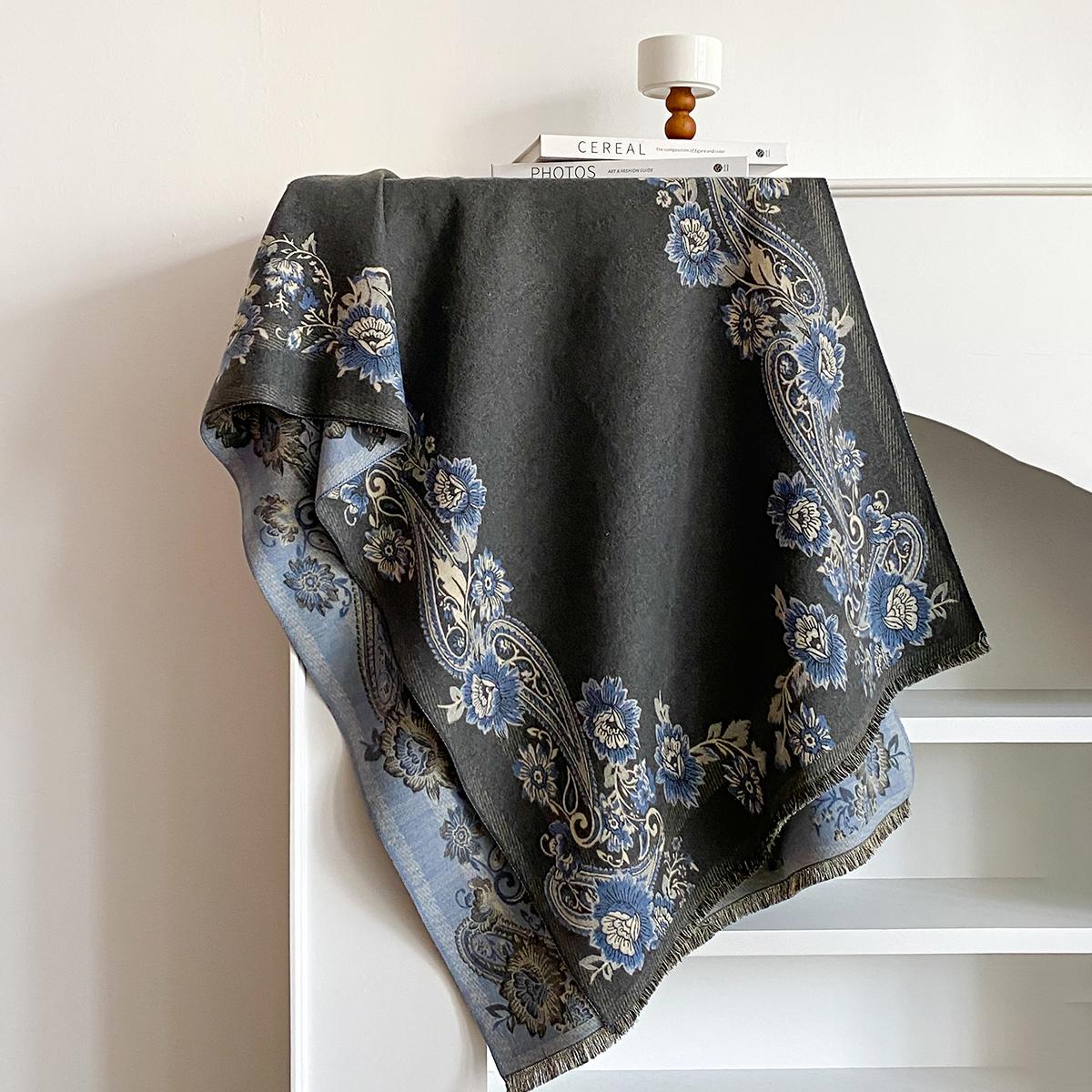 Fashion Cashmere Women Paisley Print Double-Sided Scarf Winter Warm Elegance Shawl Pashmina Female Outdoor Scarves
Fashion Cashmere Women Paisley Print Double-Sided Scarf Winter Warm Elegance Shawl Pashmina Female Outdoor Scarves