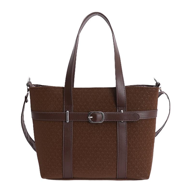 New retro niche handbag bag women s fashion Korean version messenger bag commuter versatile shoulder bag small square bag
New retro niche handbag bag women s fashion Korean version messenger bag commuter versatile shoulder bag small square bag