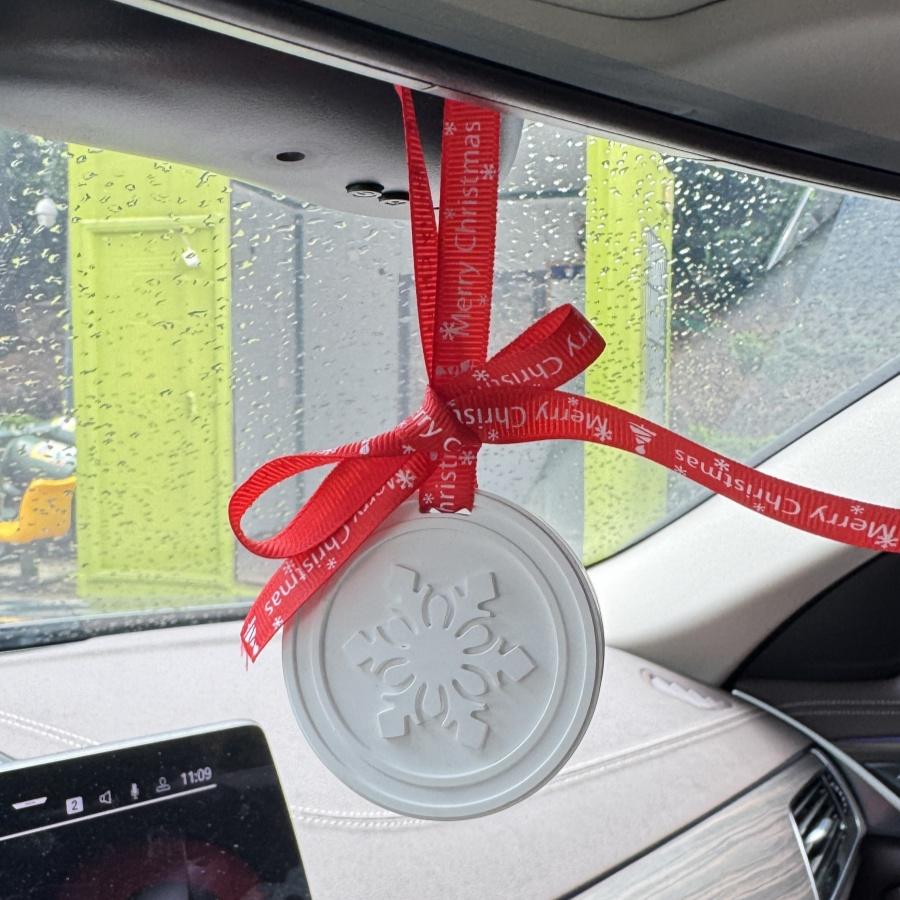 1 шт. Рождественская снежинка, автомобильный пластырь, ароматерапия, подвесное украшение для интерьера автомобиля, декор из диффузорного камня для ванной, спальни, гардероба
1 шт. Рождественская снежинка, автомобильный пластырь, ароматерапия, подвесное украшение для интерьера автомобиля, декор из диффузорного камня для ванной, спальни, гардероба