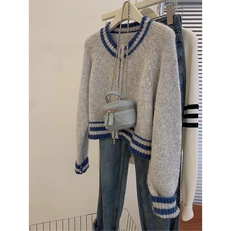 Grey short zipper raccoon fleece sweater jacket women s autumn and winter lazy soft waxy knitted cardigan top one size fits all серый
Grey short zipper raccoon fleece sweater jacket women s autumn and winter lazy soft waxy knitted cardigan top one size fits all серый