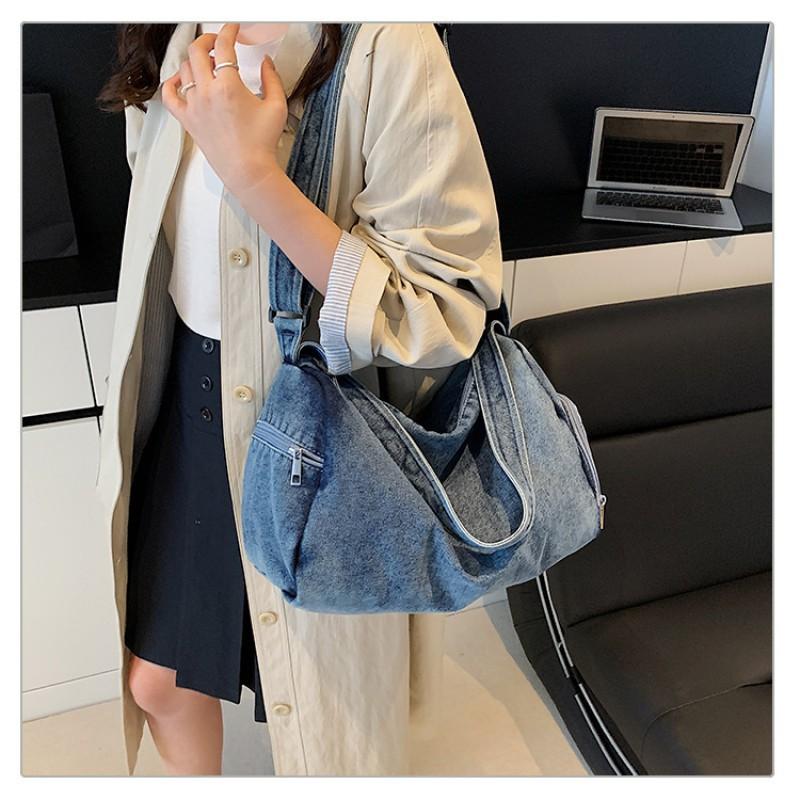 Denim Cloth Bag Women s One-shoulder Crossbody Trendy Retro Large-capacity Commuting Canvas Travel To Work 36x22x22 синій
Denim Cloth Bag Women s One-shoulder Crossbody Trendy Retro Large-capacity Commuting Canvas Travel To Work 36x22x22 синій