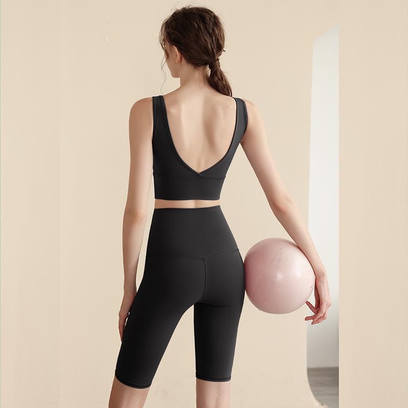 JYL Yoga High Waist Backless Naked Feeling Cross Summer Slim Shorts M
JYL Yoga High Waist Backless Naked Feeling Cross Summer Slim Shorts M