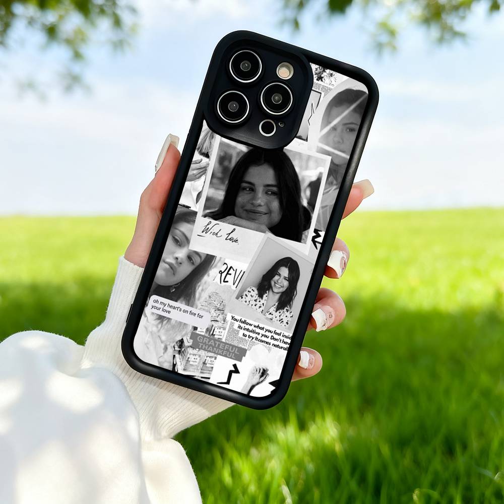 Singer Selena Gomez Soft Silicone Phone Case For IPhone 16 Case For IPhone 11 13 17 15 12 14 Pro Max Soft Matte Cover iPhone 15 plus
Singer Selena Gomez Soft Silicone Phone Case For IPhone 16 Case For IPhone 11 13 17 15 12 14 Pro Max Soft Matte Cover iPhone 15 plus