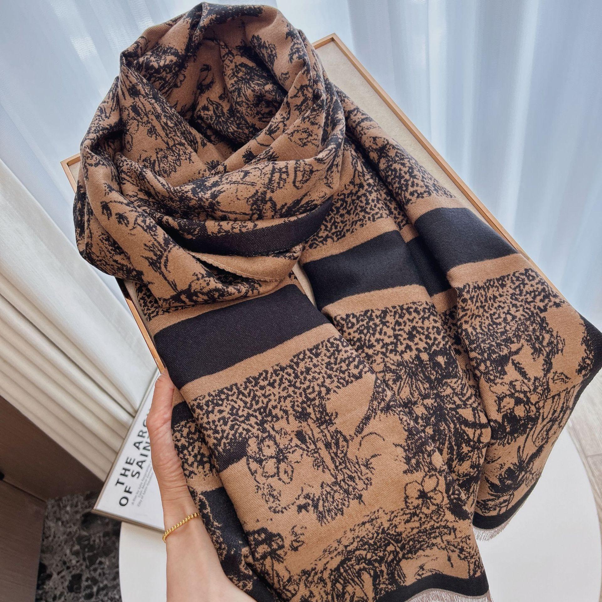 Шарф женский осенне-зимний новый товар кашемировая смесь двухсторонний цветной теплый платок толстый длинный шарф высокого класса модный и универсальный 185*65CM
Шарф женский осенне-зимний новый товар кашемировая смесь двухсторонний цветной теплый платок толстый длинный шарф высокого класса модный и универсальный 185*65CM