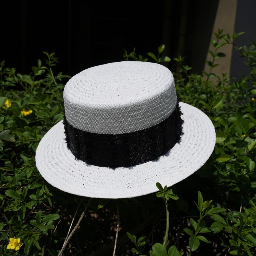 Spring And Summer White Woven Small Short Brim Flat Top Top Hat Female Hepburn Xiaoxiang Elegant Japanese Versatile Sunscreen Shade Straw Hat M(56-58cm)
Spring And Summer White Woven Small Short Brim Flat Top Top Hat Female Hepburn Xiaoxiang Elegant Japanese Versatile Sunscreen Shade Straw Hat M(56-58cm)