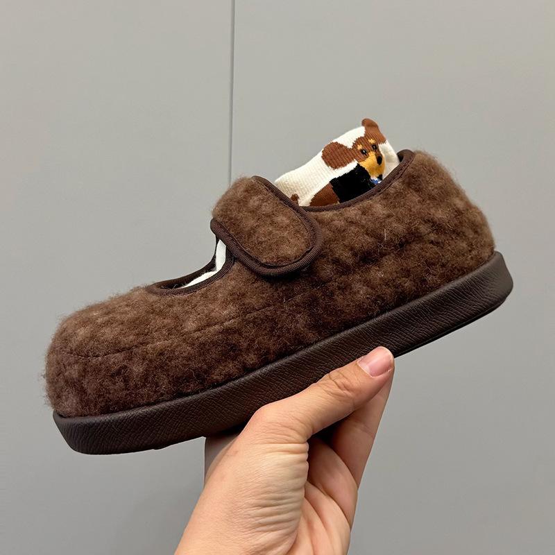 thick-soled fluffy shoes for women s new winter piled and thickened warm cotton shoes for women s shoes, one pedal lazy shoes 40 темно-коричневого кольору
thick-soled fluffy shoes for women s new winter piled and thickened warm cotton shoes for women s shoes, one pedal lazy shoes 40 темно-коричневого кольору