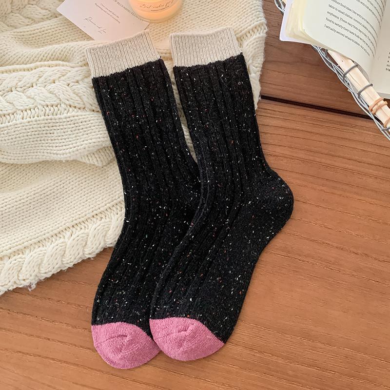 Breathable Casual Retro Thick Socks Female Warm Outdoor Comfy New Women Socks High Quality Autumn Winter Mixed Color Crew Socks One Size чёрный
Breathable Casual Retro Thick Socks Female Warm Outdoor Comfy New Women Socks High Quality Autumn Winter Mixed Color Crew Socks One Size чёрный