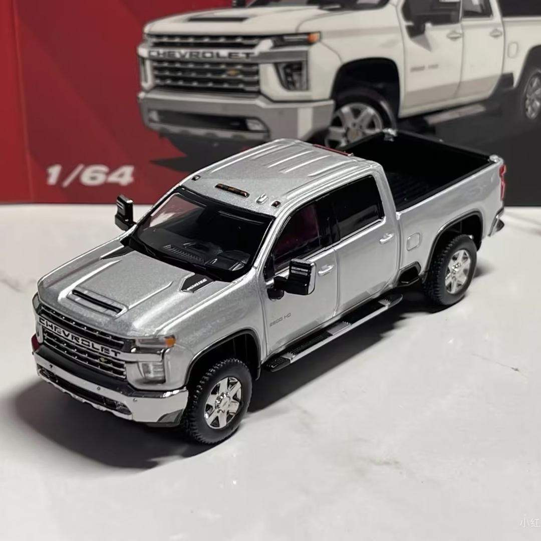 Masdi Smallcar 1/64 Chevrolet Silverado Pickup Truck 2500HD Scale Simulation Alloy Miniature Diecast Car Model Toy Ornament Gift
Masdi Smallcar 1/64 Chevrolet Silverado Pickup Truck 2500HD Scale Simulation Alloy Miniature Diecast Car Model Toy Ornament Gift