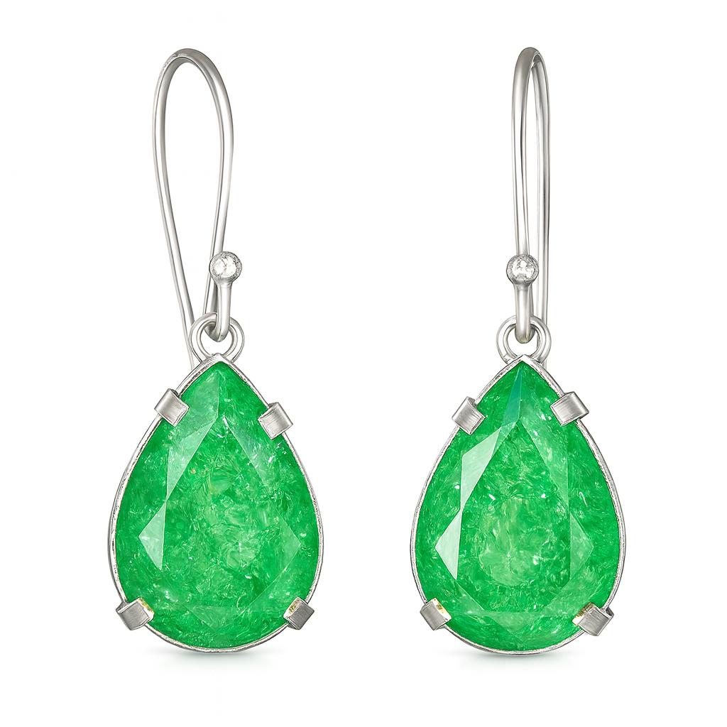 Beautiful Pear 65 Ct Green Emerald CERTIFIEED Natural Gemstone Earring Pair AI-135-NS 21.3 mm approx.
Beautiful Pear 65 Ct Green Emerald CERTIFIEED Natural Gemstone Earring Pair AI-135-NS 21.3 mm approx.