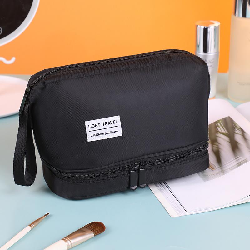 Двухслойная косметичка большой вместимости, разделение сухой и влажной воды, корейская косметичка для хранения, портативная косметичка 1pc
Двухслойная косметичка большой вместимости, разделение сухой и влажной воды, корейская косметичка для хранения, портативная косметичка 1pc