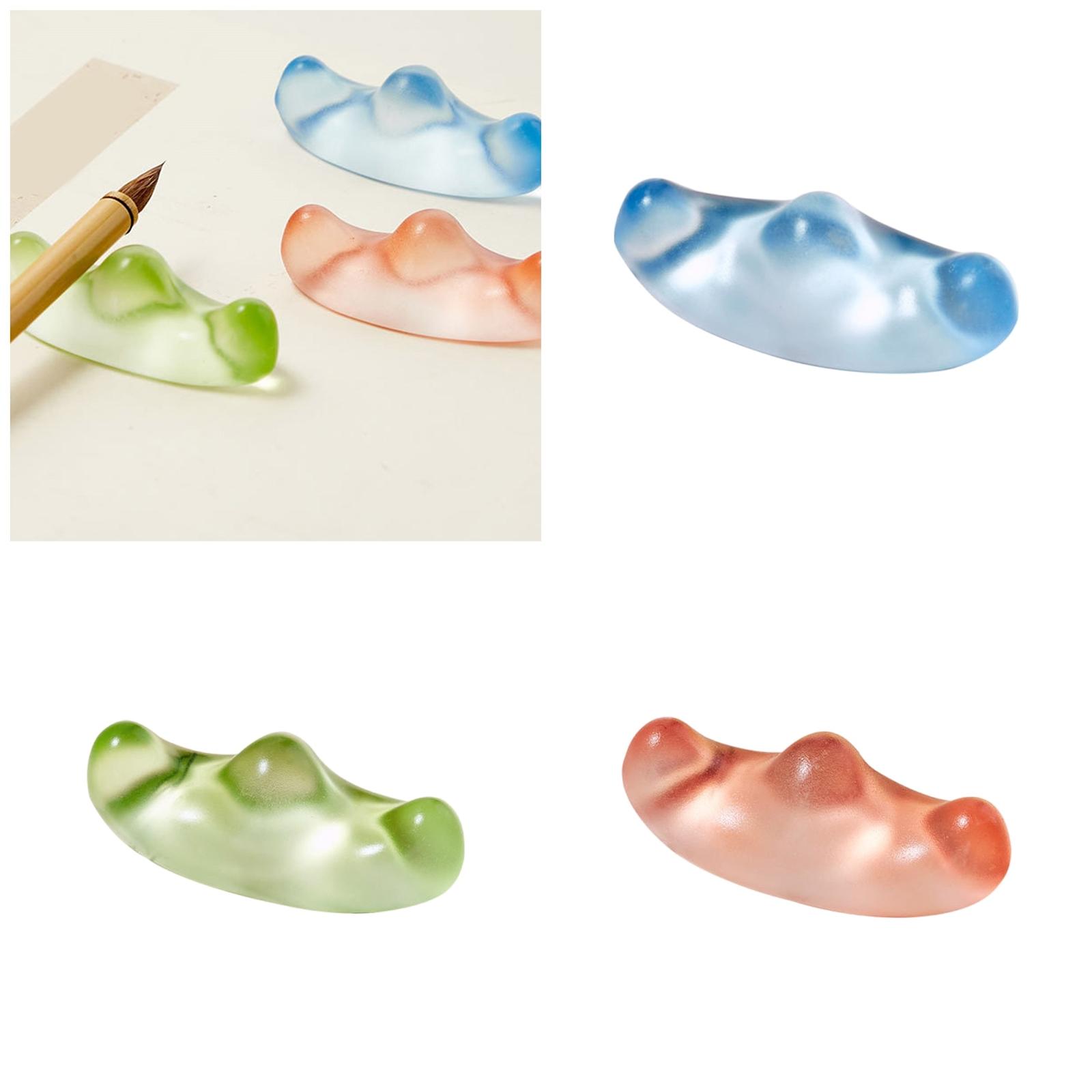 Yuanbao Shape Pen Rest Pen Holder Painting Brush Rest Stand Writing Brush Holder Calligraphy Brush Holder for Writing рожевий
Yuanbao Shape Pen Rest Pen Holder Painting Brush Rest Stand Writing Brush Holder Calligraphy Brush Holder for Writing рожевий