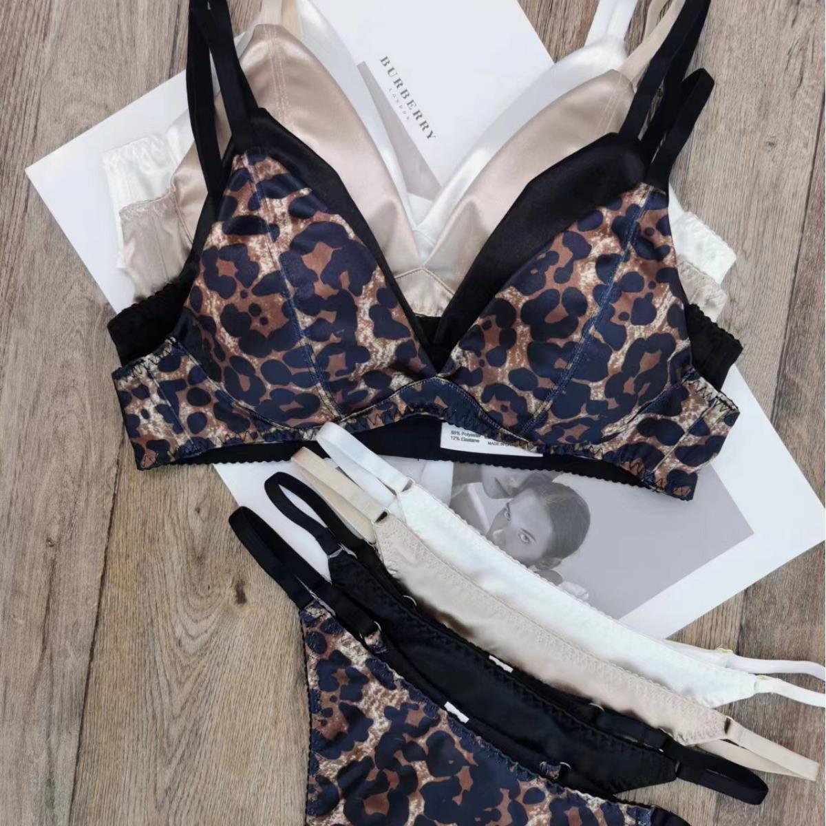 French Satin Triangle Cup Seamless Lingerie Set - No Steel Ring, Available in Small & Large Sizes Medium
French Satin Triangle Cup Seamless Lingerie Set - No Steel Ring, Available in Small & Large Sizes Medium