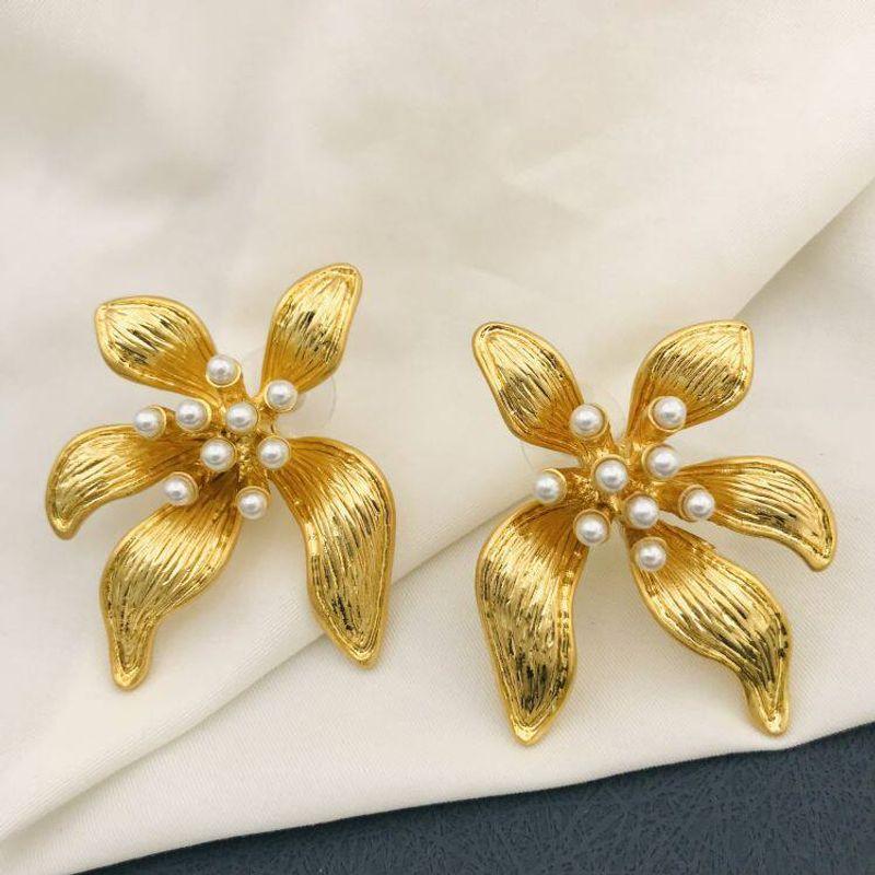 Fashion New Arrival Exaggerated Personalized Oil-Spot Glaze Flowers Female Accessories Gold
Fashion New Arrival Exaggerated Personalized Oil-Spot Glaze Flowers Female Accessories Gold