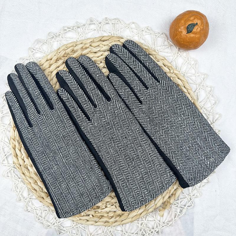 Women S Gloves Fashion Touch Screen Cute Touch Screen Student Cycling Warm Velvet Gloves чёрный
Women S Gloves Fashion Touch Screen Cute Touch Screen Student Cycling Warm Velvet Gloves чёрный