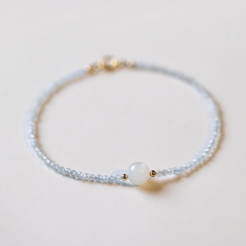 Slightly shimmering aquamarine bracelet with white moonstone beads, fresh light blue natural crystal for women, extremely delicate2mm Ultra-Fine 15+5CM【This model comes
Slightly shimmering aquamarine bracelet with white moonstone beads, fresh light blue natural crystal for women, extremely delicate2mm Ultra-Fine 15+5CM【This model comes