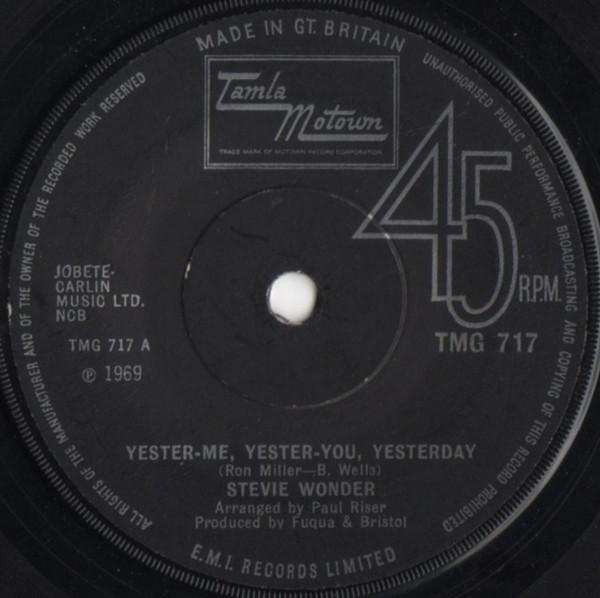 7inch Record STEVIE WONDER - Yester-Me, Yester-You, Yesterday / TMG717 Tamla Motown 1969 UK Soul/Funk Used
7inch Record STEVIE WONDER - Yester-Me, Yester-You, Yesterday / TMG717 Tamla Motown 1969 UK Soul/Funk Used
