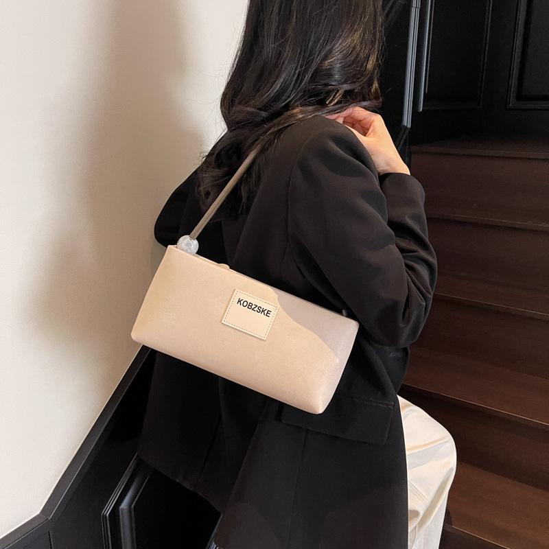 Корейская версия маленькой квадратной сумки для ношения в руке, весна и лето, новая нишевая модная сумка через плечо 2025, сумка-мессенджер для поездок на работу, сумка под мышку 28*8*14 хаки