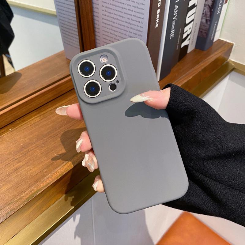 iPhone 16 Pro Max Silicone Phone Case - Solid Color, Precise Cutouts, Integrated Buttons, Simple Protection 16 Plus
iPhone 16 Pro Max Silicone Phone Case - Solid Color, Precise Cutouts, Integrated Buttons, Simple Protection 16 Plus