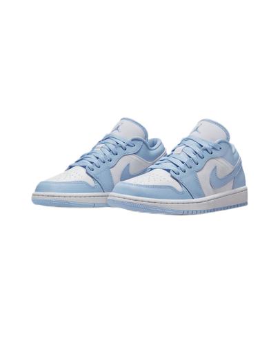 Jordan 1 Low Ice Blue W - DC0774-141 EU 38 синій
Jordan 1 Low Ice Blue W - DC0774-141 EU 38 синій