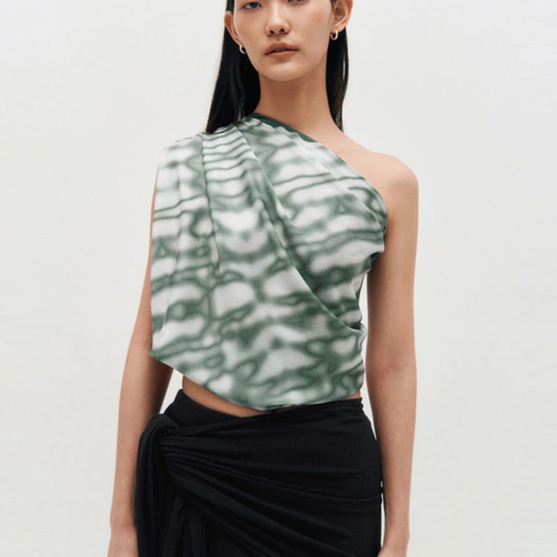 KIMZISU Haze Motif Square Scarf 95 _ GREY GREY_OS
KIMZISU Haze Motif Square Scarf 95 _ GREY GREY_OS