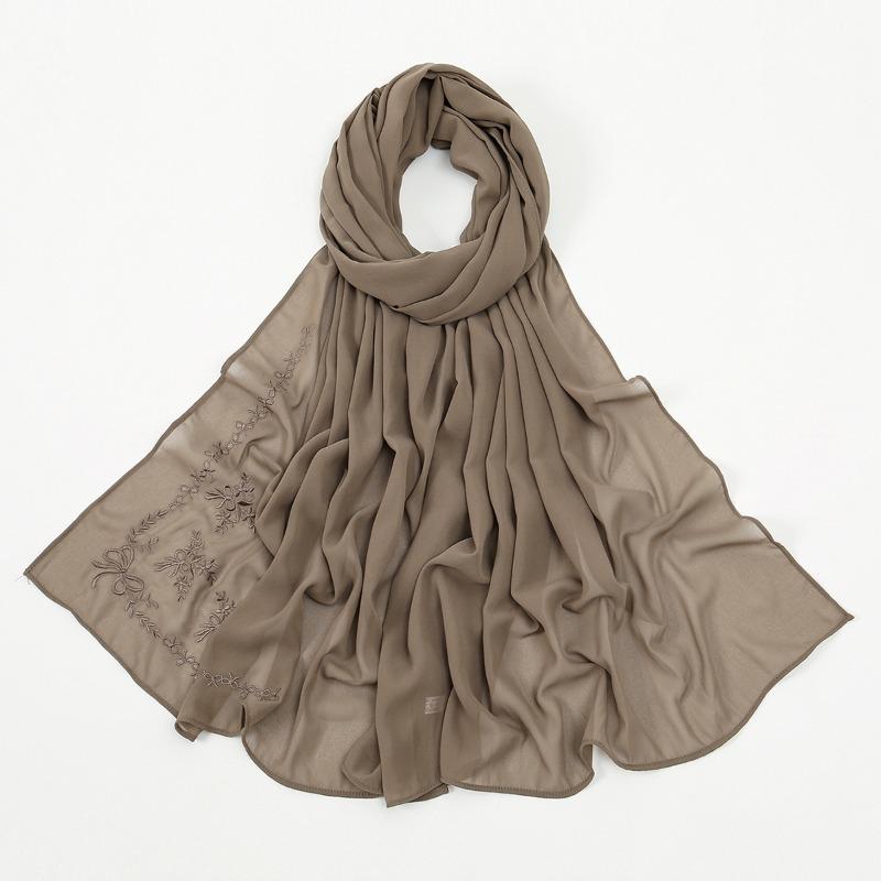 Autumn new hot-selling bow embroidered chiffon versatile solid color long towel fashionable breathable bag head scarf 197*75cm
Autumn new hot-selling bow embroidered chiffon versatile solid color long towel fashionable breathable bag head scarf 197*75cm