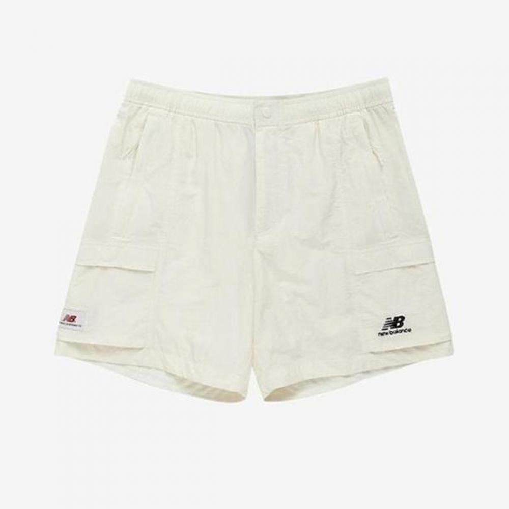 New Balance Half Club Woven Pocket Shorts Cream Nbnvd22 75(S)
New Balance Half Club Woven Pocket Shorts Cream Nbnvd22 75(S)