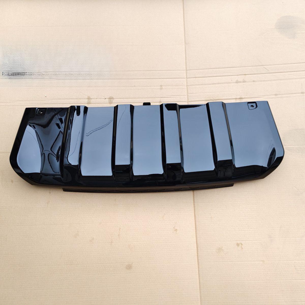 Front Bumper Tow Hook Cover & Lower Skid Plate Trim for Land Rover Discovery Sport
Front Bumper Tow Hook Cover & Lower Skid Plate Trim for Land Rover Discovery Sport