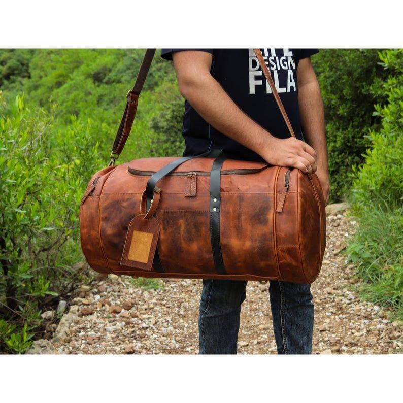 Buffalo Leather Duffle Bag–Handmade Choco Brown Weekender, Gym & Cabin Holdall–Full Grain Overnight Travel Bag-Gift for Men 24 x 12 x 11 in
Buffalo Leather Duffle Bag–Handmade Choco Brown Weekender, Gym & Cabin Holdall–Full Grain Overnight Travel Bag-Gift for Men 24 x 12 x 11 in