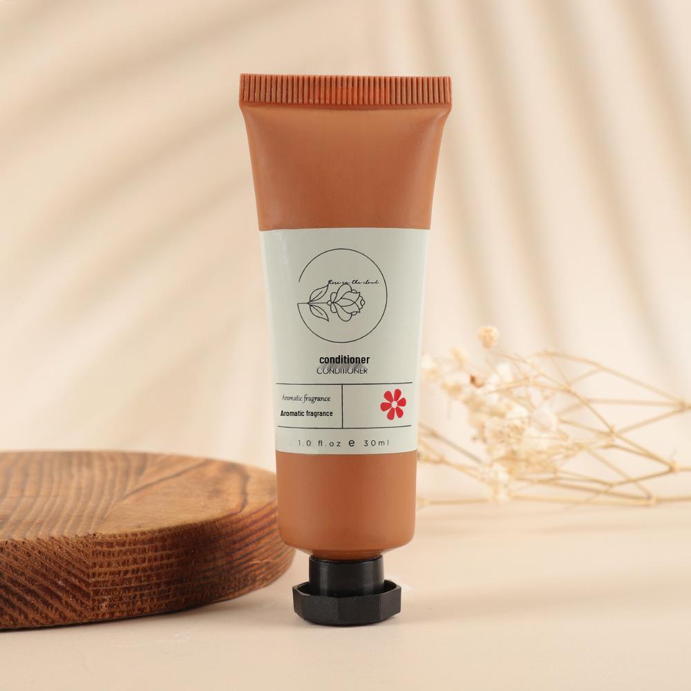 Hotel Guest Room Disposable 30ml Shampoo & Body Wash 30ml
Hotel Guest Room Disposable 30ml Shampoo & Body Wash 30ml