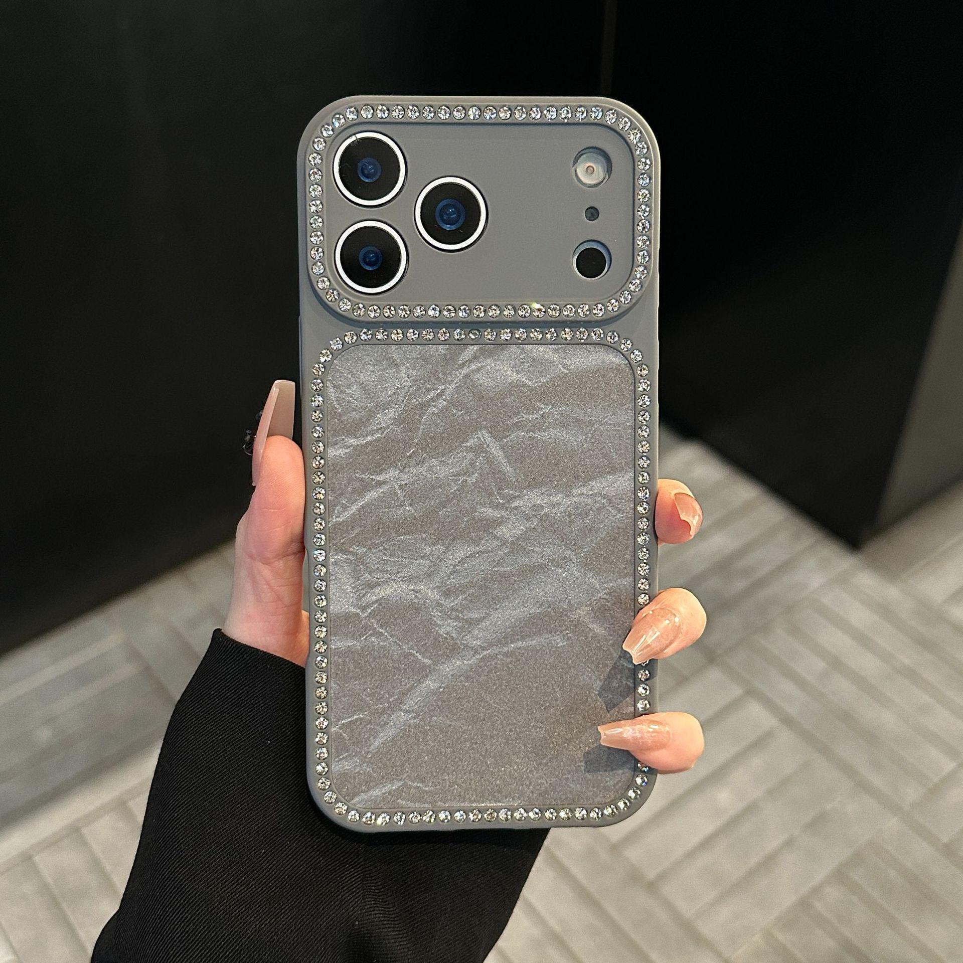 Acrylic Snow Mountain Velvet Phone Case with Rhinestones, Compatible with Apple 17/16, Drop-proof, All-inclusive Design iPhone 13 серый
Acrylic Snow Mountain Velvet Phone Case with Rhinestones, Compatible with Apple 17/16, Drop-proof, All-inclusive Design iPhone 13 серый
