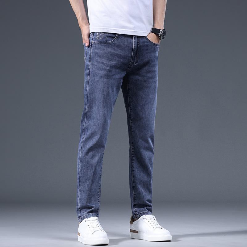 Модные мужские джинсы. Тонкие прямые эластичные мужские трендовые повседневные голубые брюки. 33
Модные мужские джинсы. Тонкие прямые эластичные мужские трендовые повседневные голубые брюки. 33