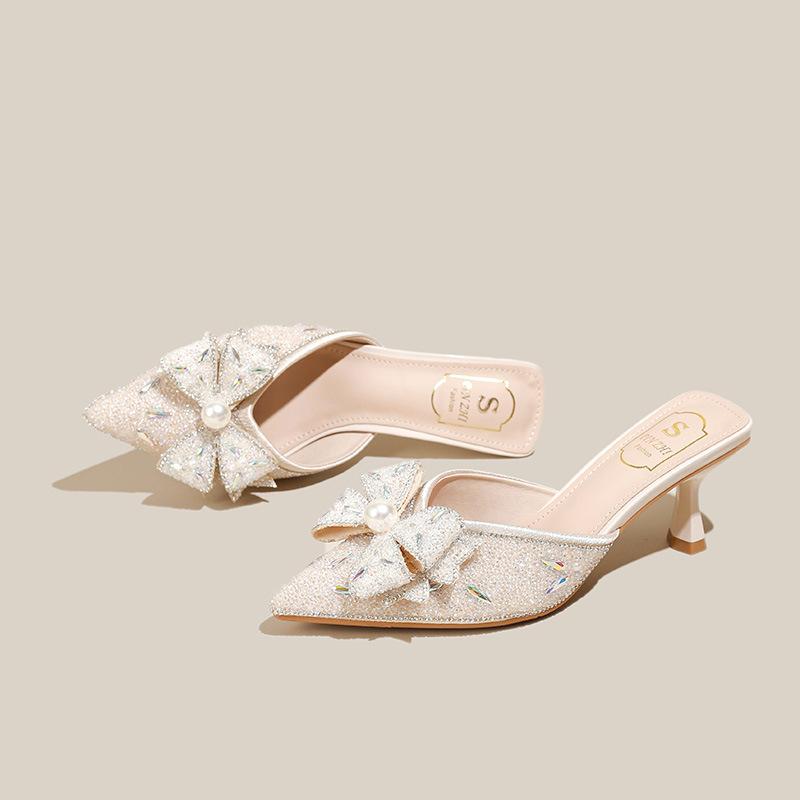 Полутапочки с бантом из стразов, женская обувь, новые остроносые туфли-стилеты с жемчугом и высоким подъемом, сандалии с закрытой пяткой 34 шампанского
Полутапочки с бантом из стразов, женская обувь, новые остроносые туфли-стилеты с жемчугом и высоким подъемом, сандалии с закрытой пяткой 34 шампанского