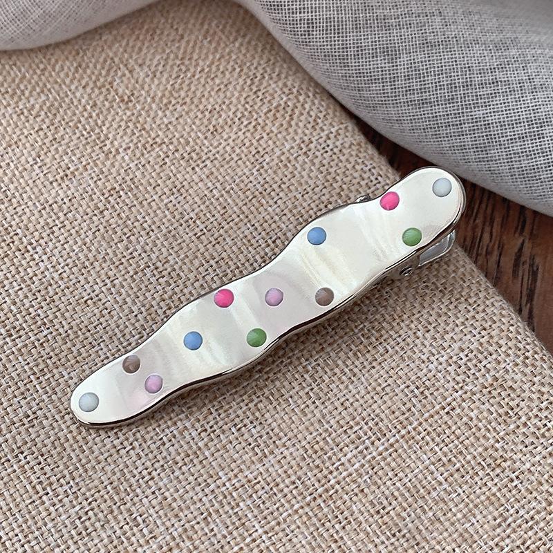 Красочные металлические шпильки в горошек для женщин и девочек, заколка для волос в форме звезды, несколько стилей, бесшовная заколка для волос в виде утконоса для девочек
Красочные металлические шпильки в горошек для женщин и девочек, заколка для волос в форме звезды, несколько стилей, бесшовная заколка для волос в виде утконоса для девочек