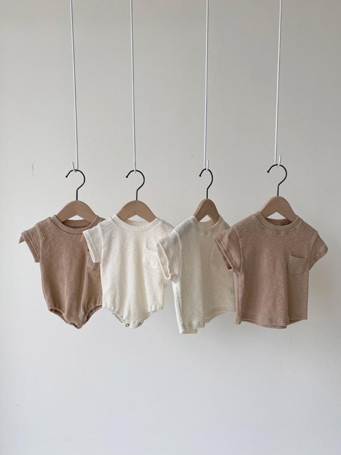 Детский комбинезон в корейском стиле - летняя футболка с треугольными чашечками, удобный цельный комплект для ползания для младенцев 73 cm
Детский комбинезон в корейском стиле - летняя футболка с треугольными чашечками, удобный цельный комплект для ползания для младенцев 73 cm